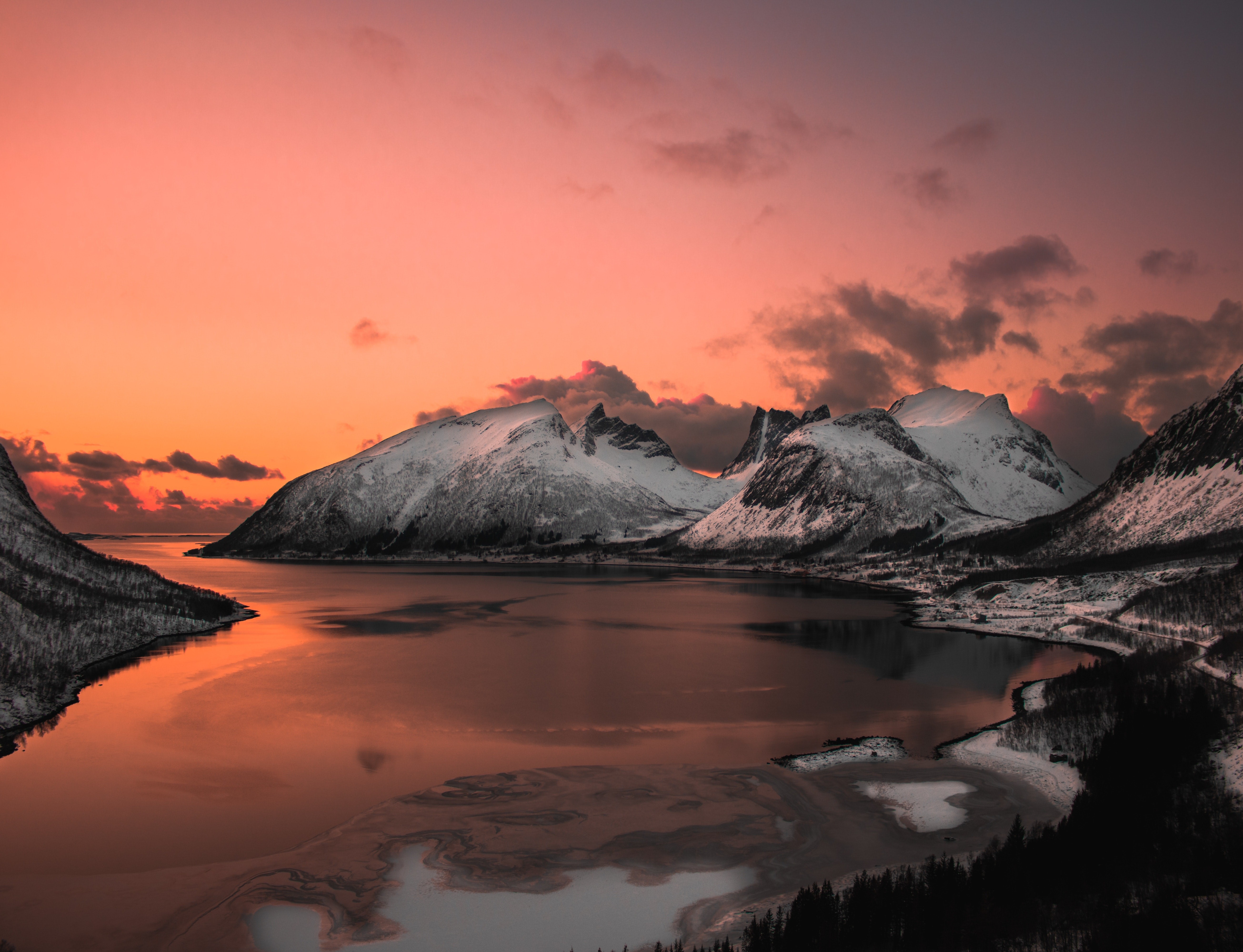 Snowy mountains and lake at dawn HD Wallpaper