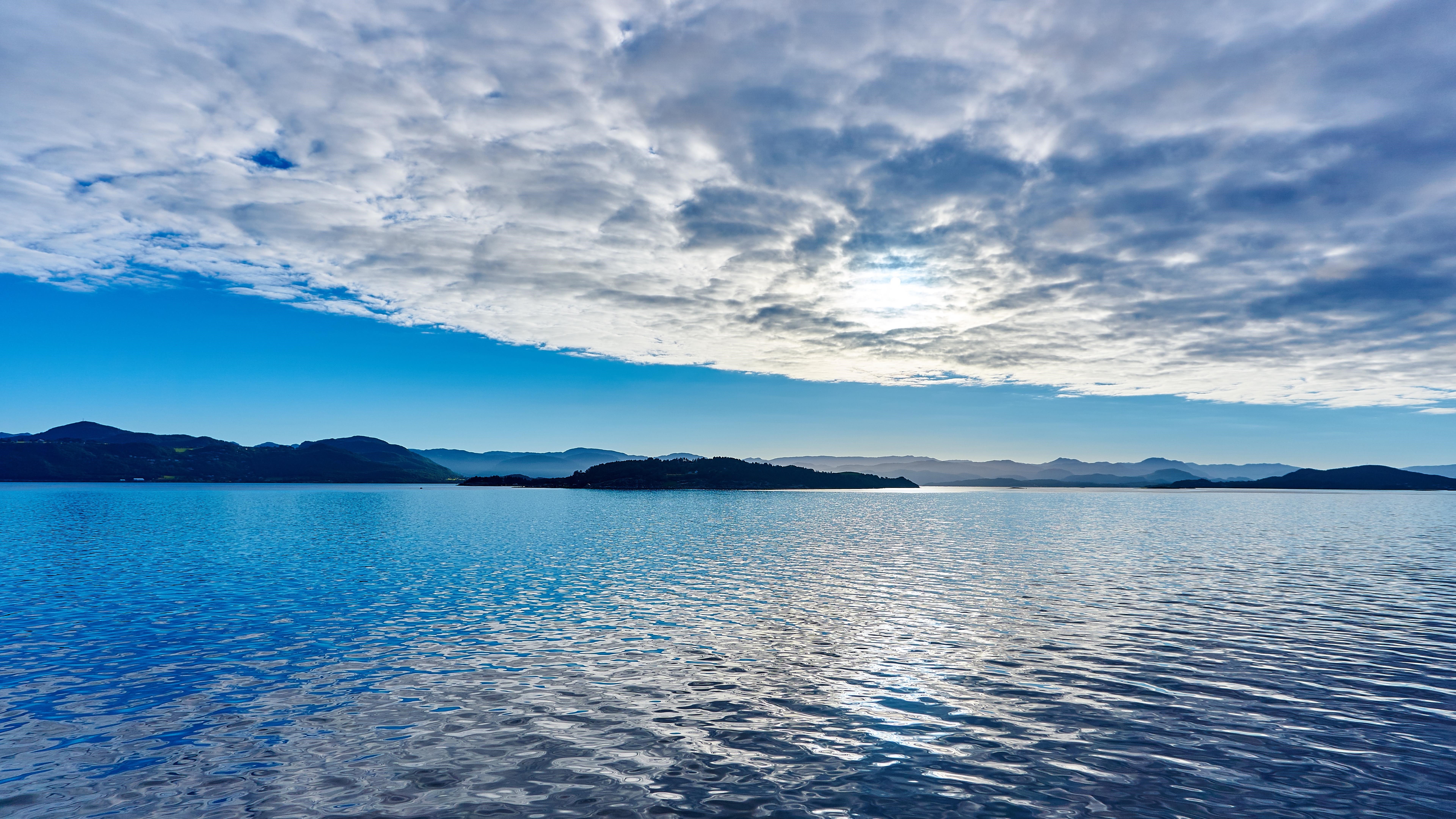 4K Sea Landscape with Blue Water and Clouds HD Wallpaper