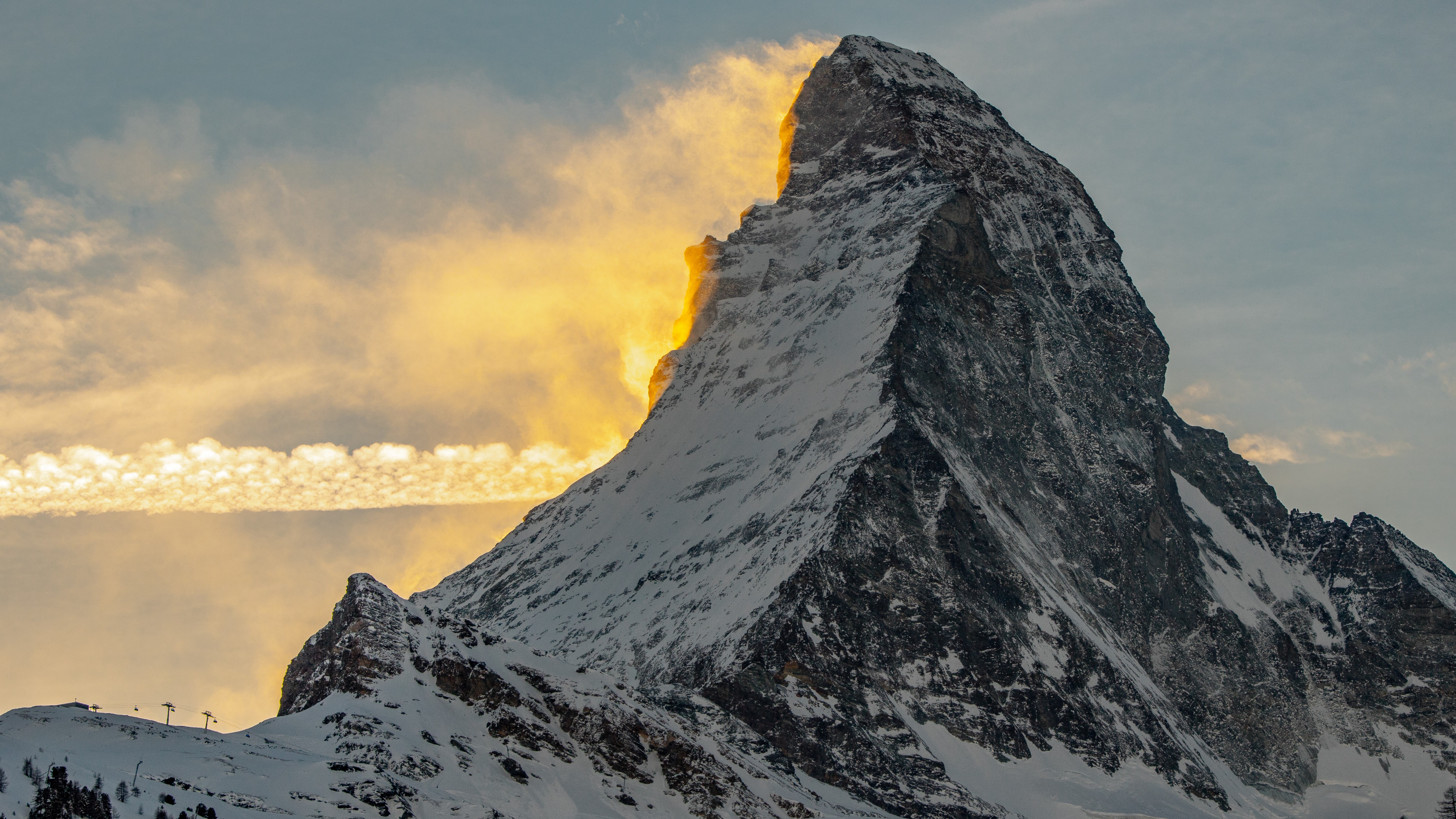 4K Matterhorn mountain in Switzerland at sunset HD Wallpaper