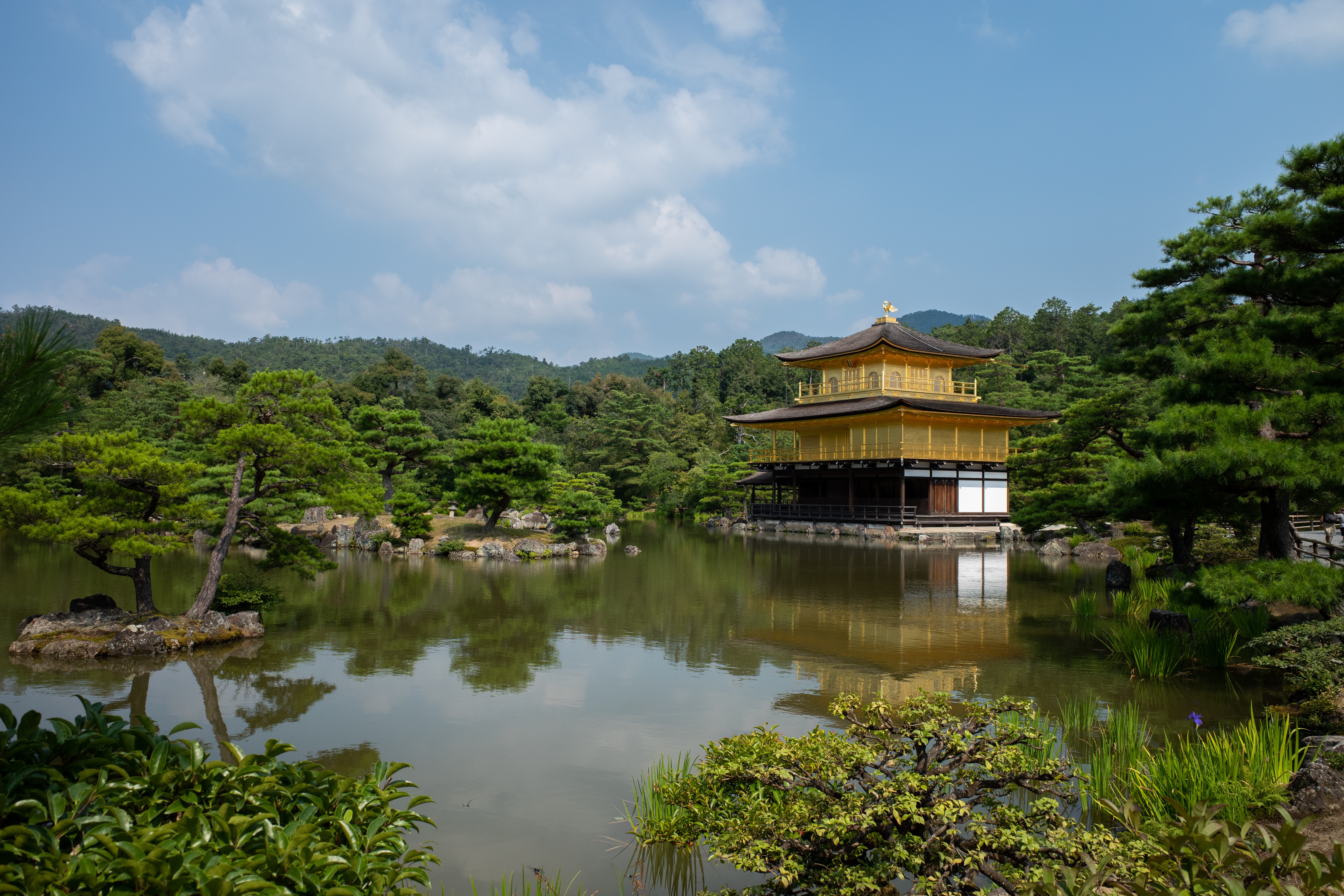 Kinkaku-ji Temple in Kyoto, Japan HD Wallpaper
