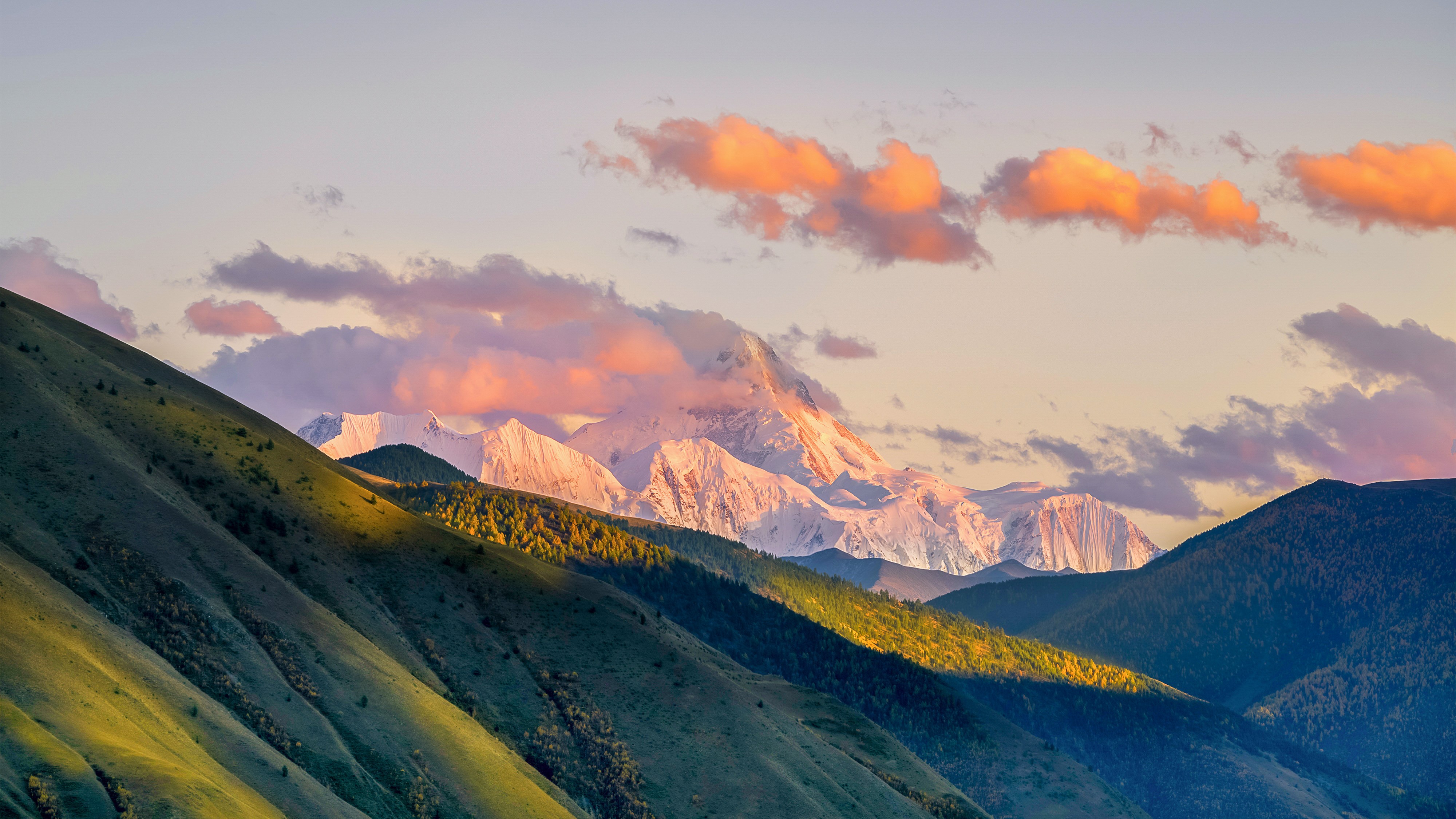 4K Mountain Landscape with Clouds at Sunset HD Wallpaper
