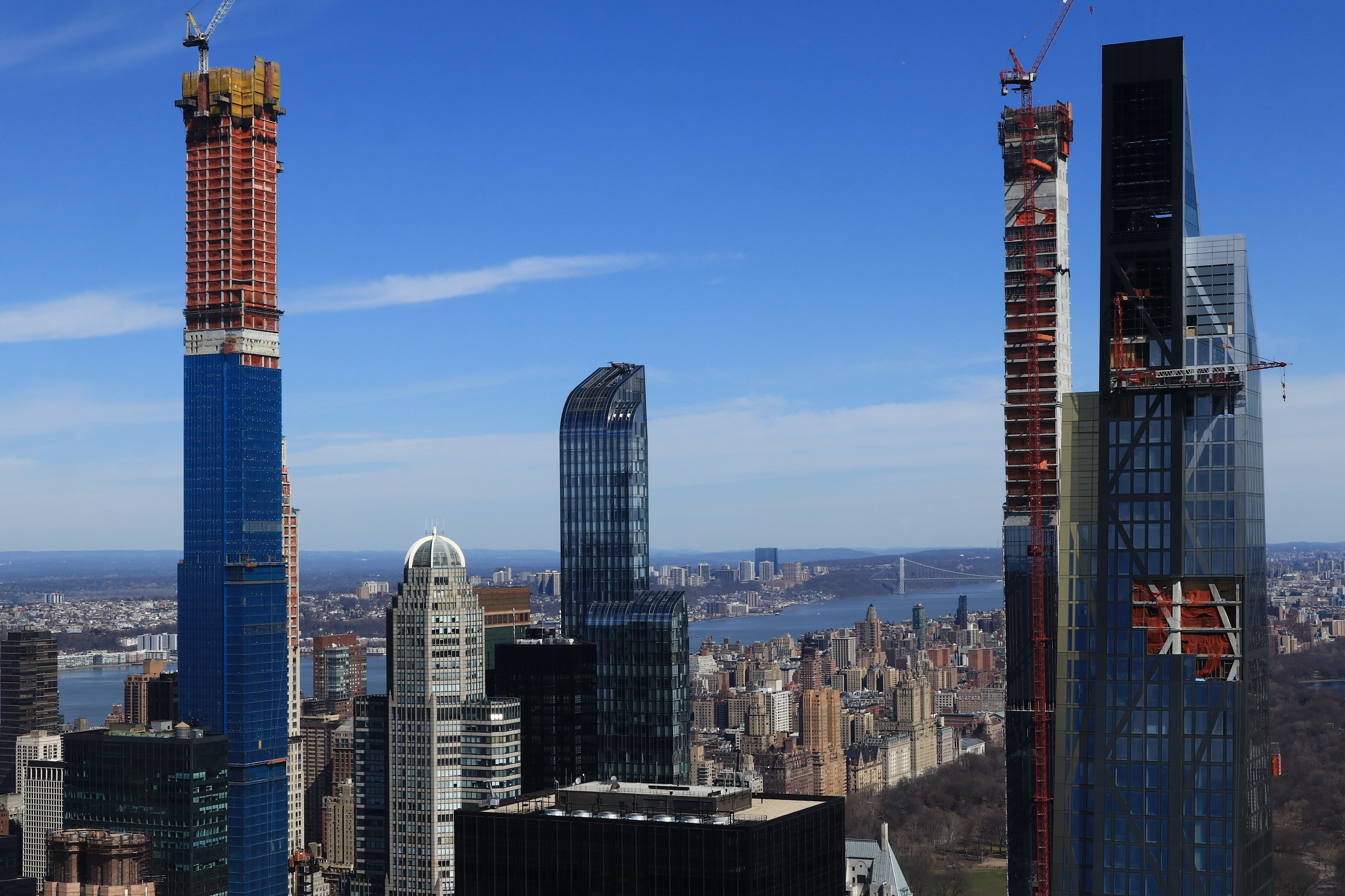 New York City skyline with skyscrapers under construction HD Wallpaper
