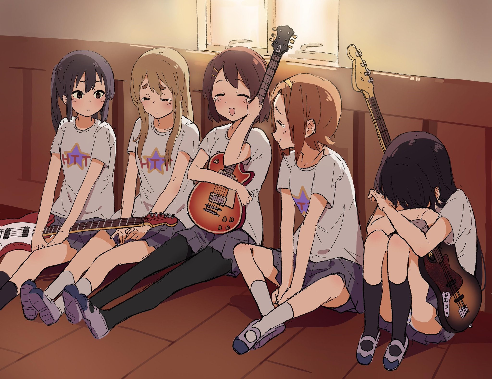 K-ON! girls with guitars sitting on the floor HD Wallpaper