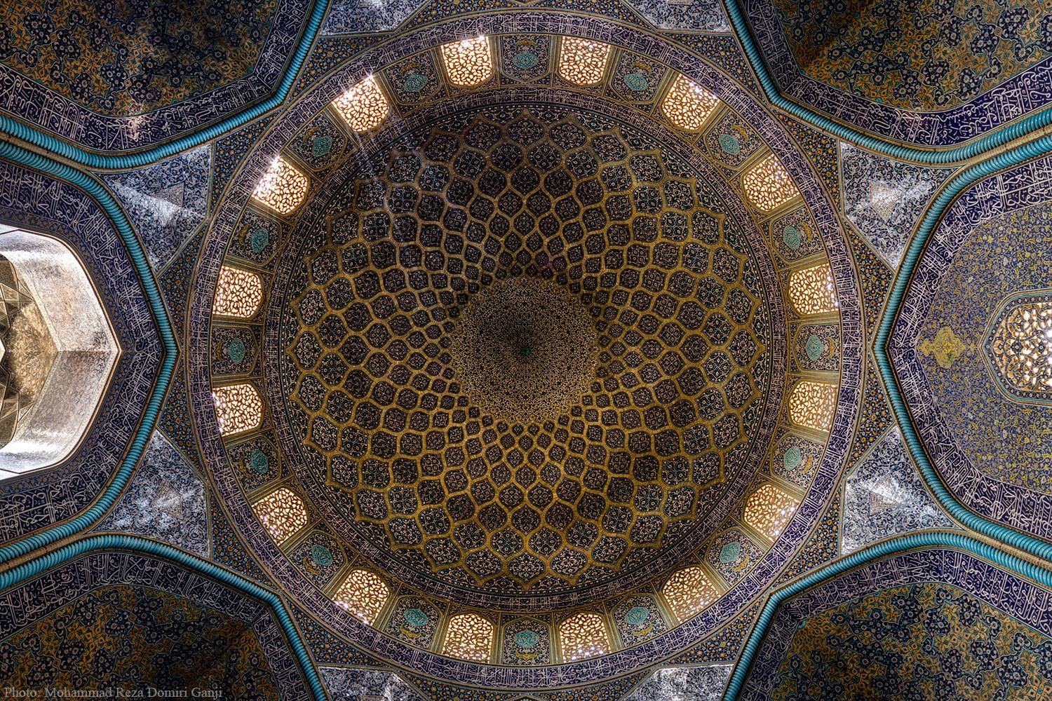 Interior dome of a mosque in Iran HD Wallpaper
