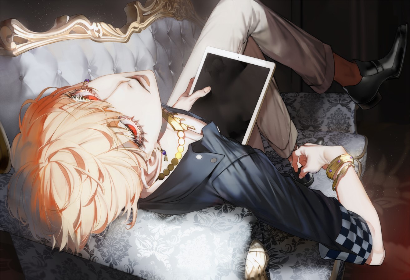 Gilgamesh from Fate/Grand Order on a couch with an iPad HD Wallpaper