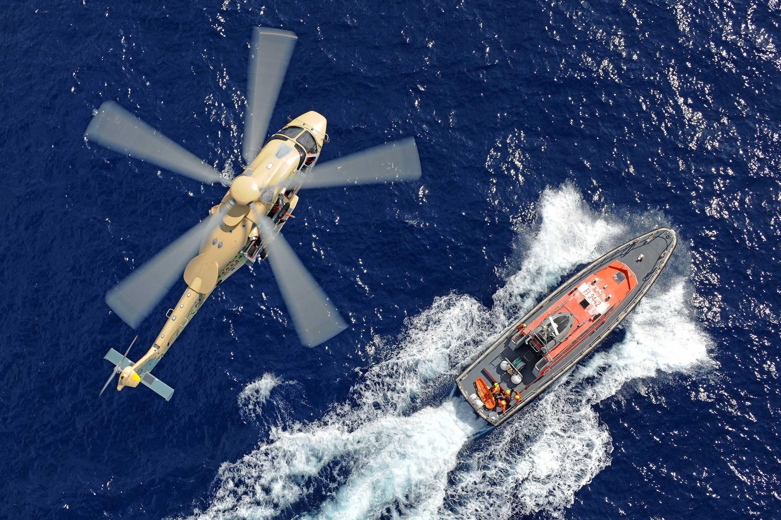 Helicopter and boat on the sea HD Wallpaper