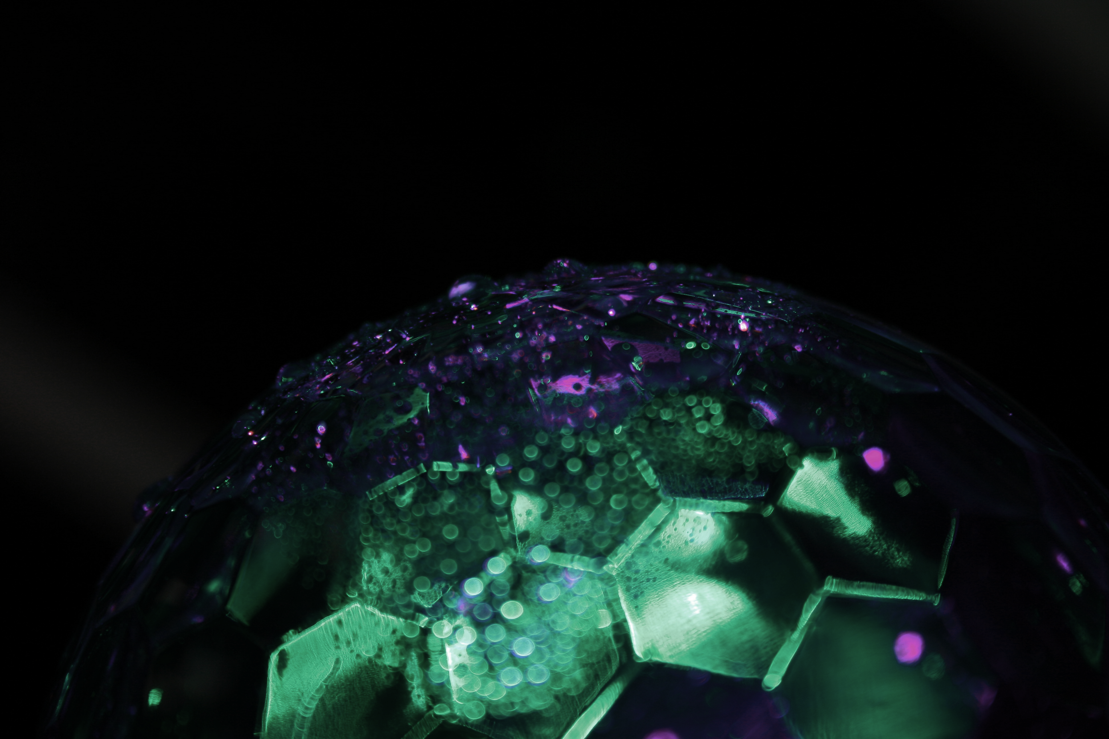 Abstract macro shot of bubbles with bokeh HD Wallpaper