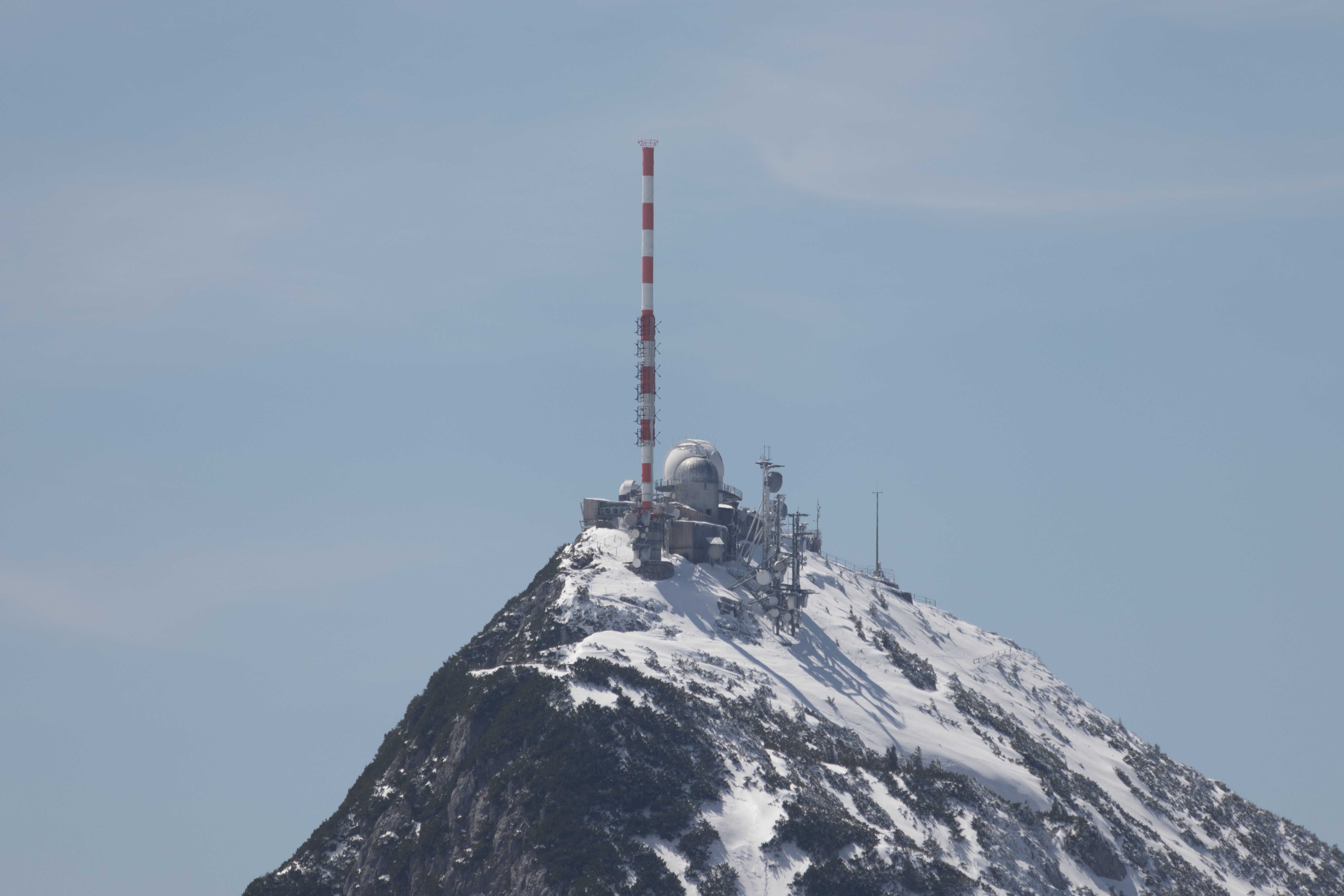 4K Wendelstein summit with snow and radio tower HD Wallpaper