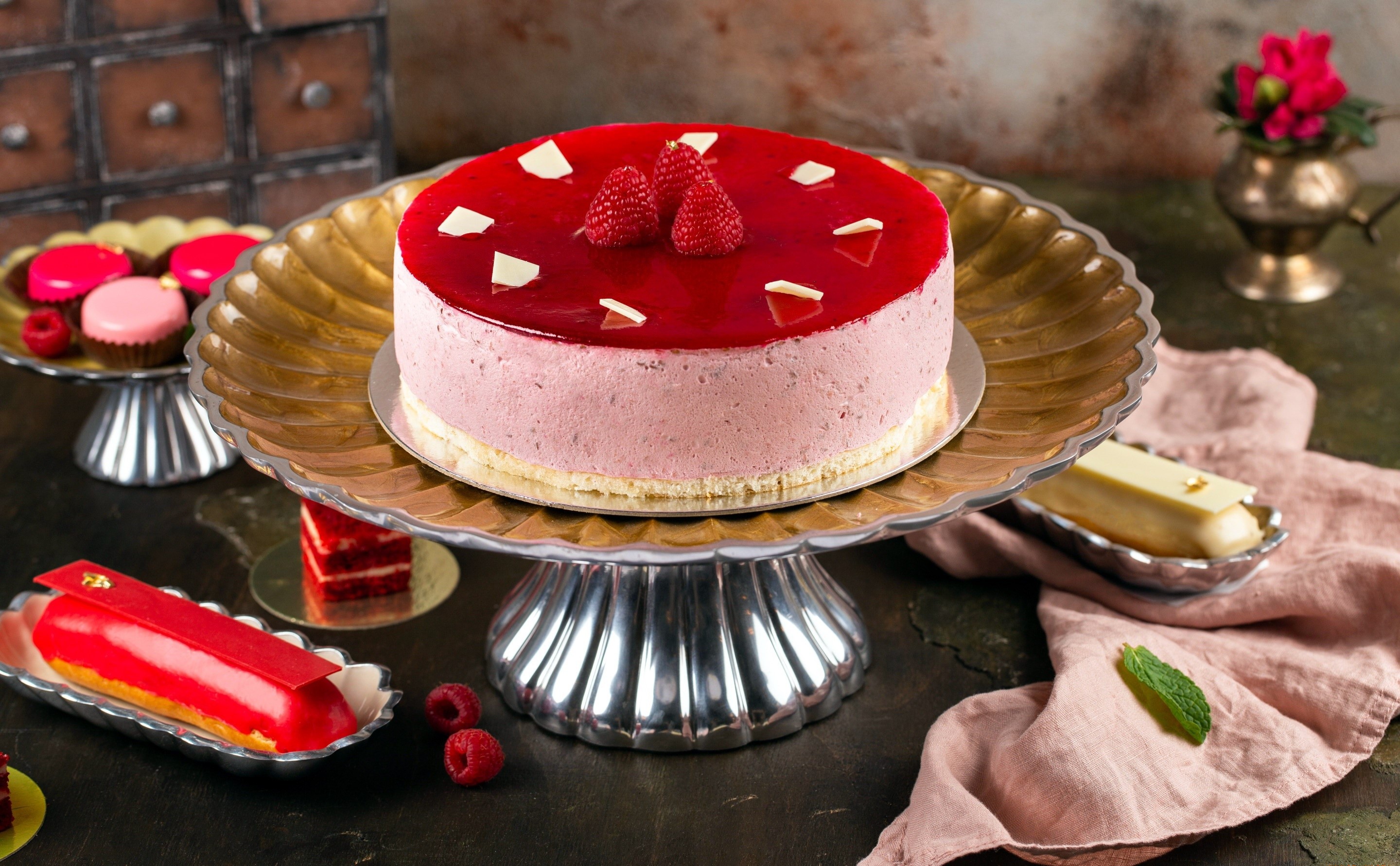 Raspberry mousse cake with fresh raspberries and eclairs HD Wallpaper