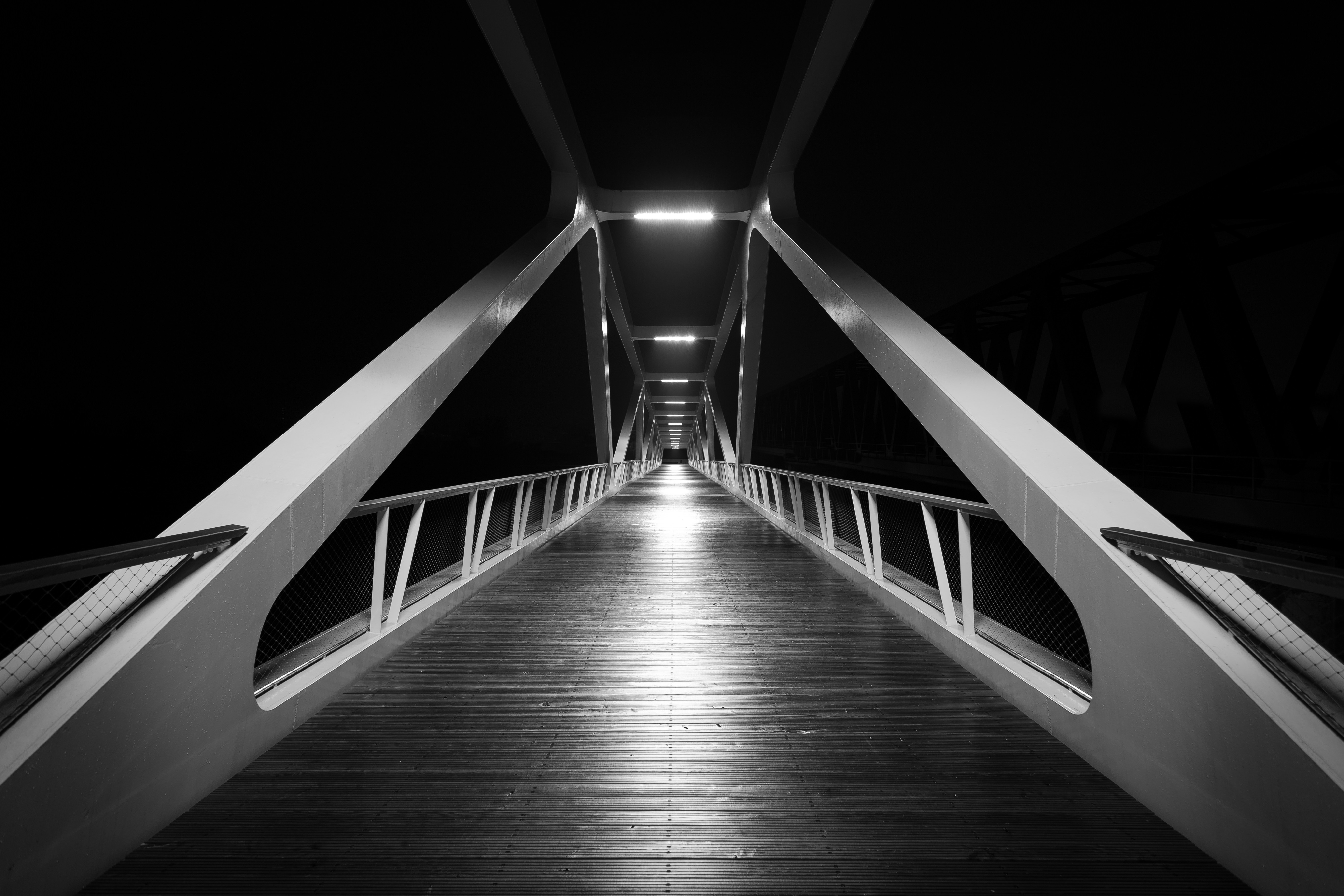 Symmetrical bridge at night HD Wallpaper