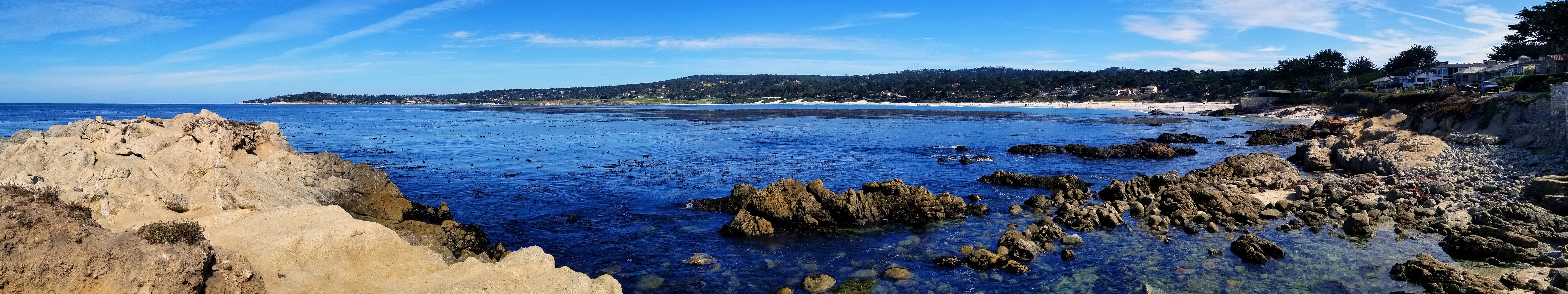 Panorama of a rocky coastline and the ocean HD Wallpaper