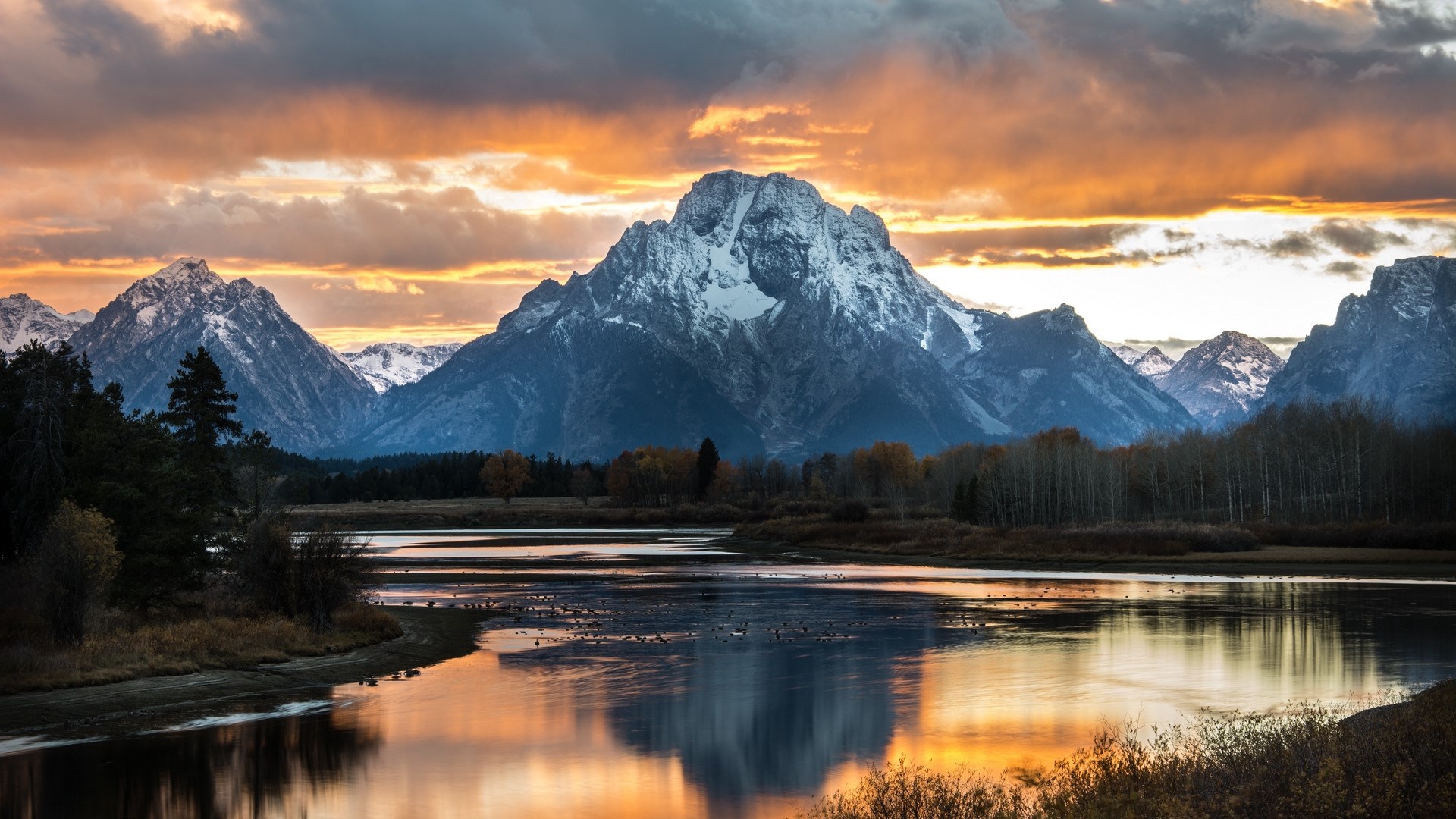 Mount Moran at sunset, Grand Teton National Park HD Wallpaper