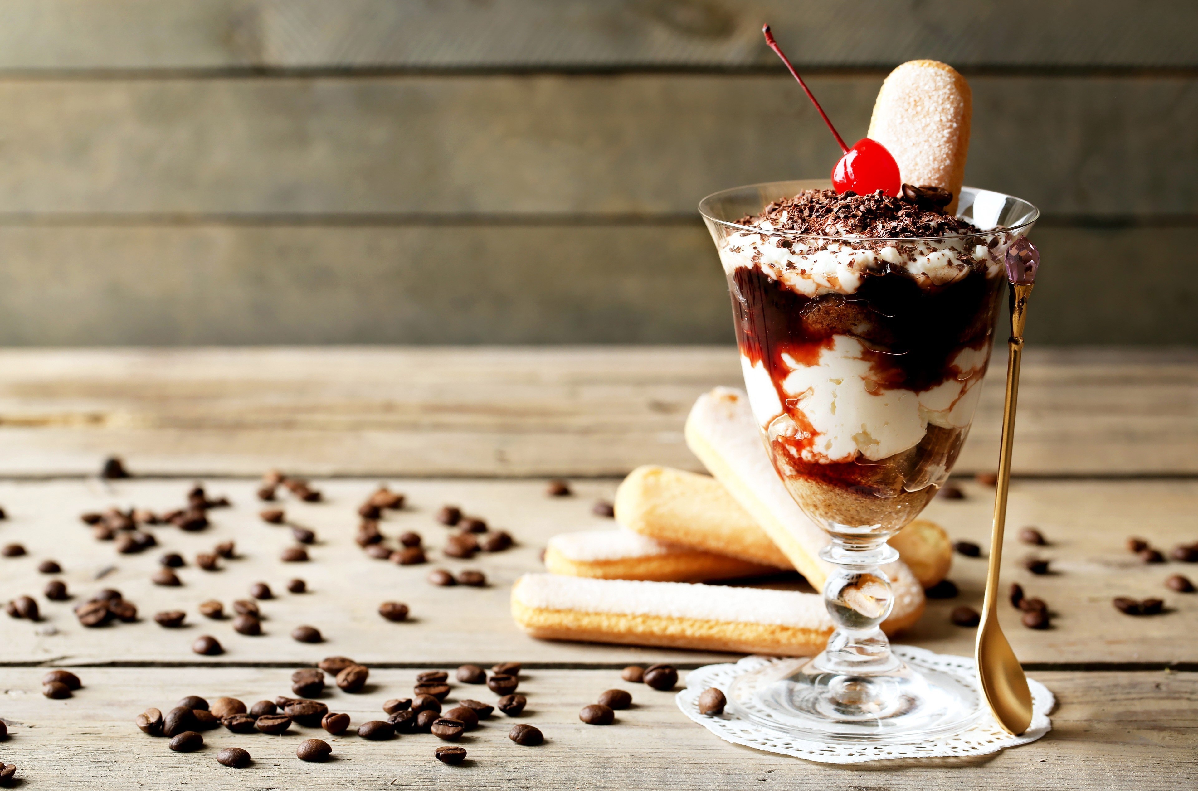 Tiramisu dessert with coffee beans and ladyfingers HD Wallpaper