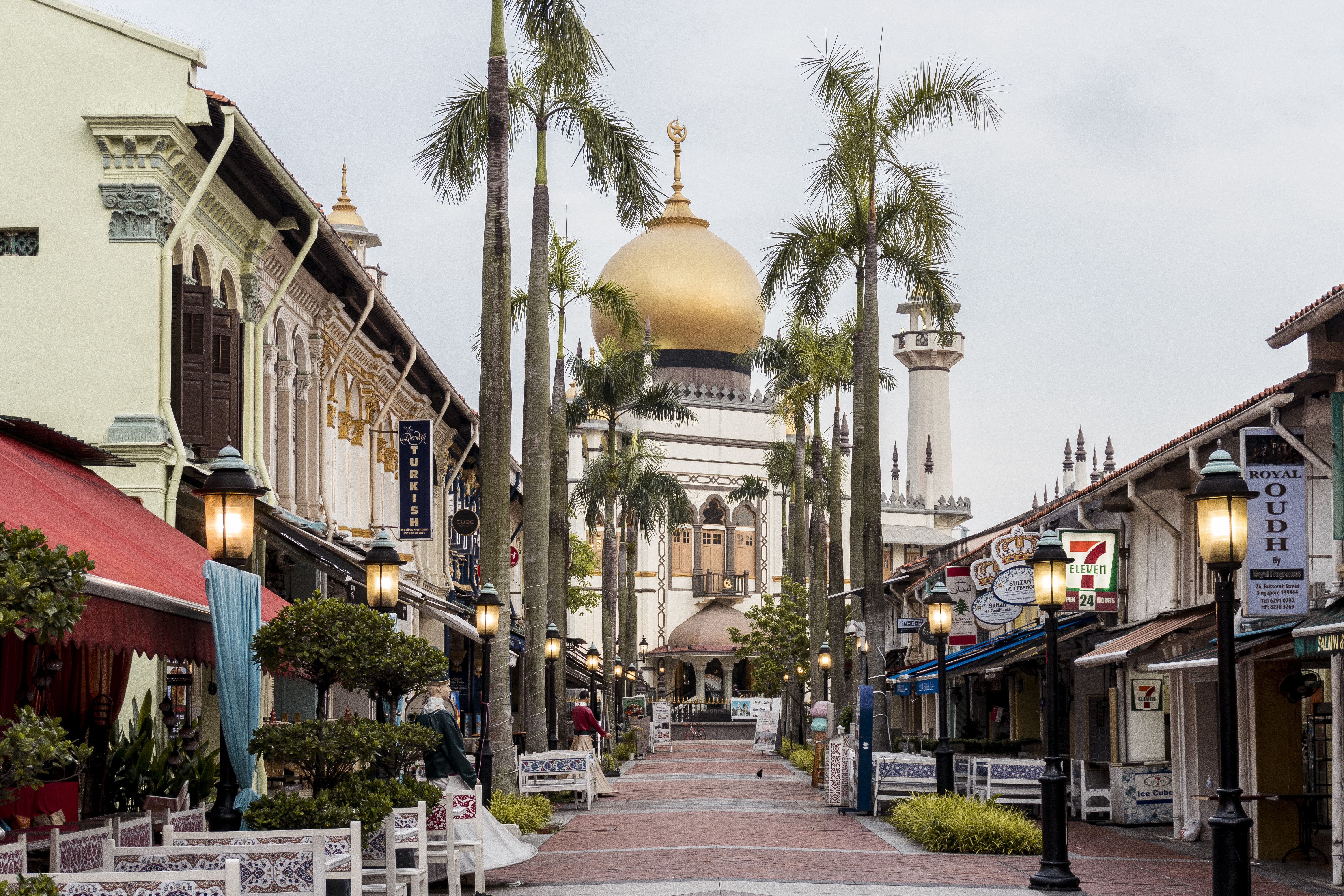 Sultan Mosque in Singapore HD Wallpaper