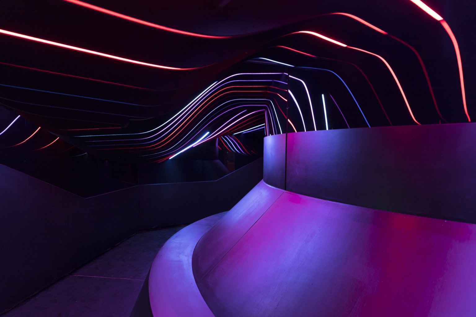 Abstract tunnel with neon lights HD Wallpaper