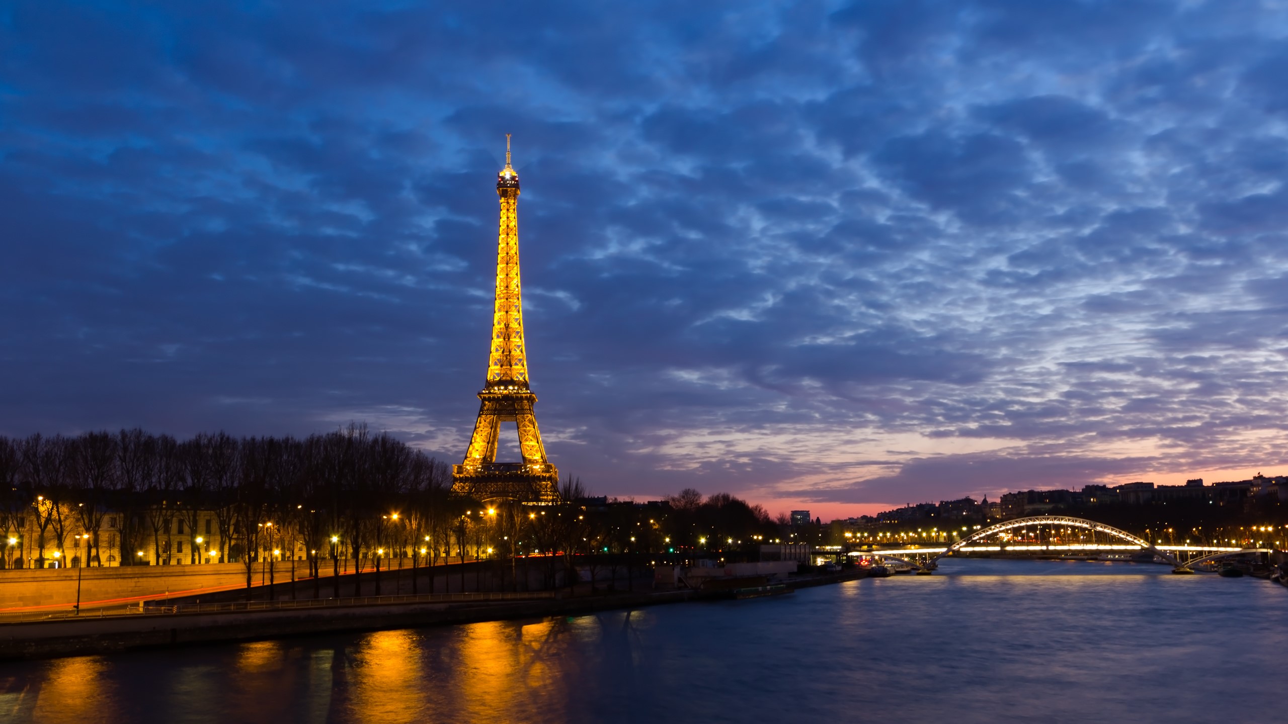 Eiffel Tower and Seine River at Dusk HD Wallpaper