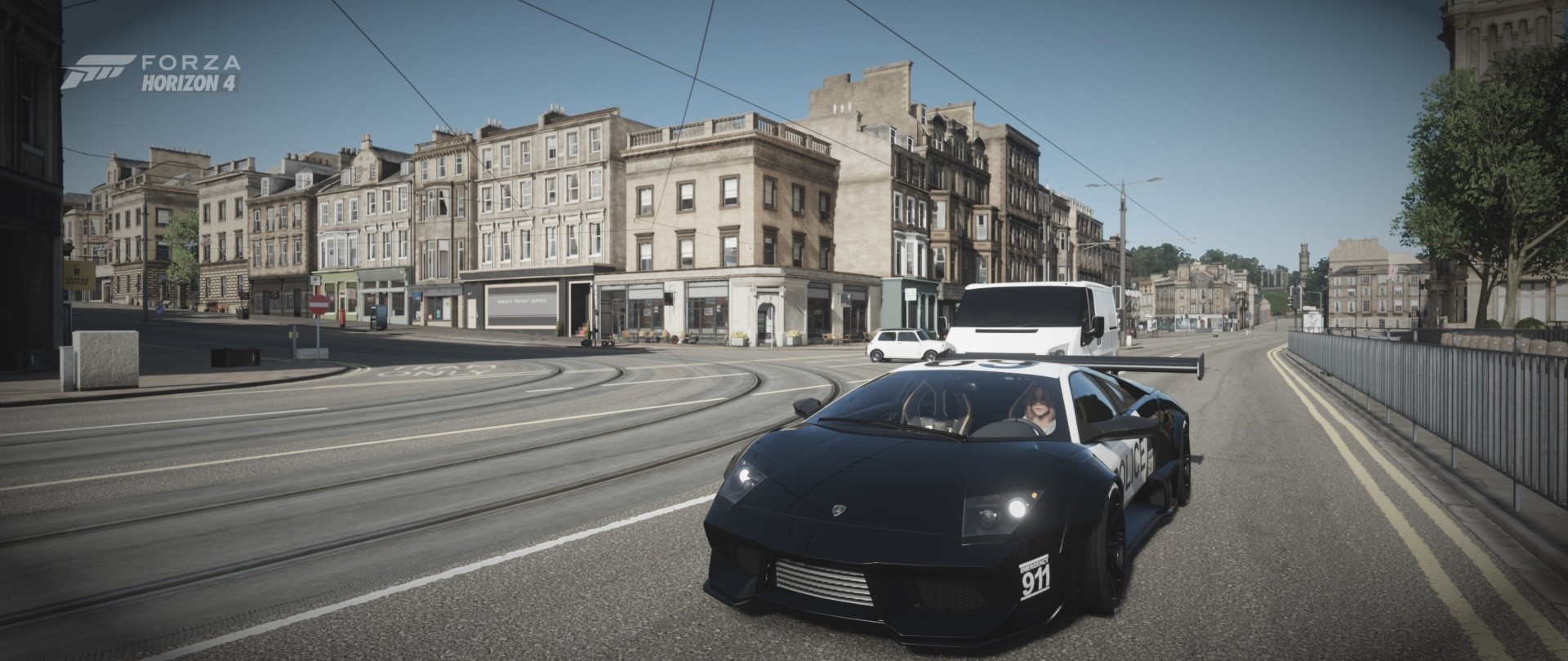 Forza Horizon 4 police car driving in city HD Wallpaper