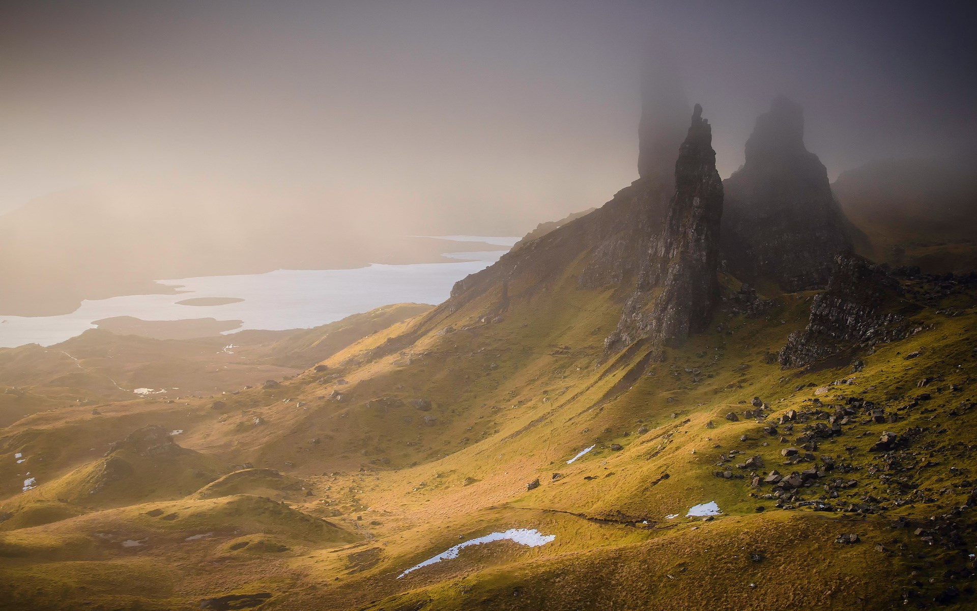Misty mountains and a lake at sunrise HD Wallpaper