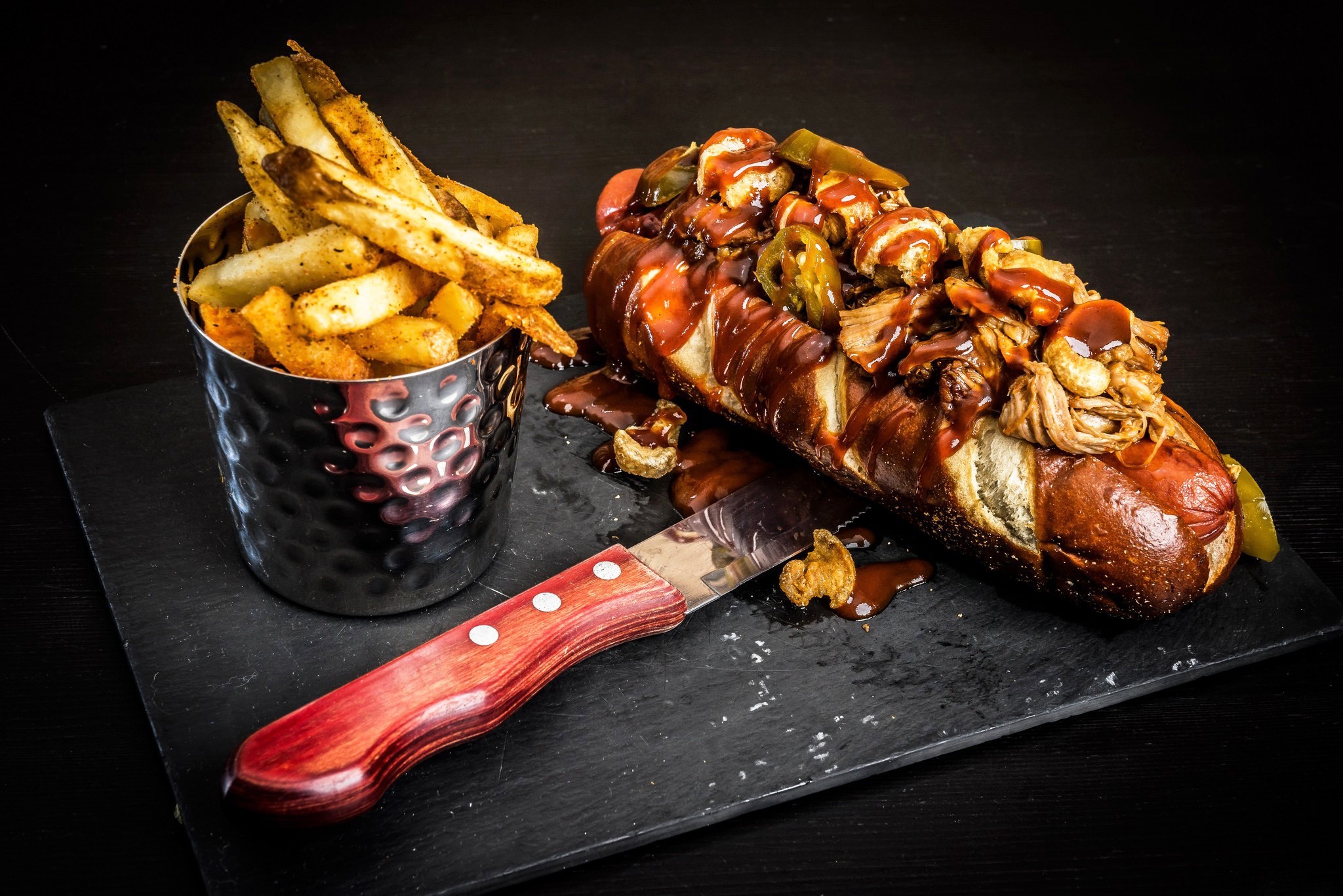 Hot dog with pulled pork and fries HD Wallpaper