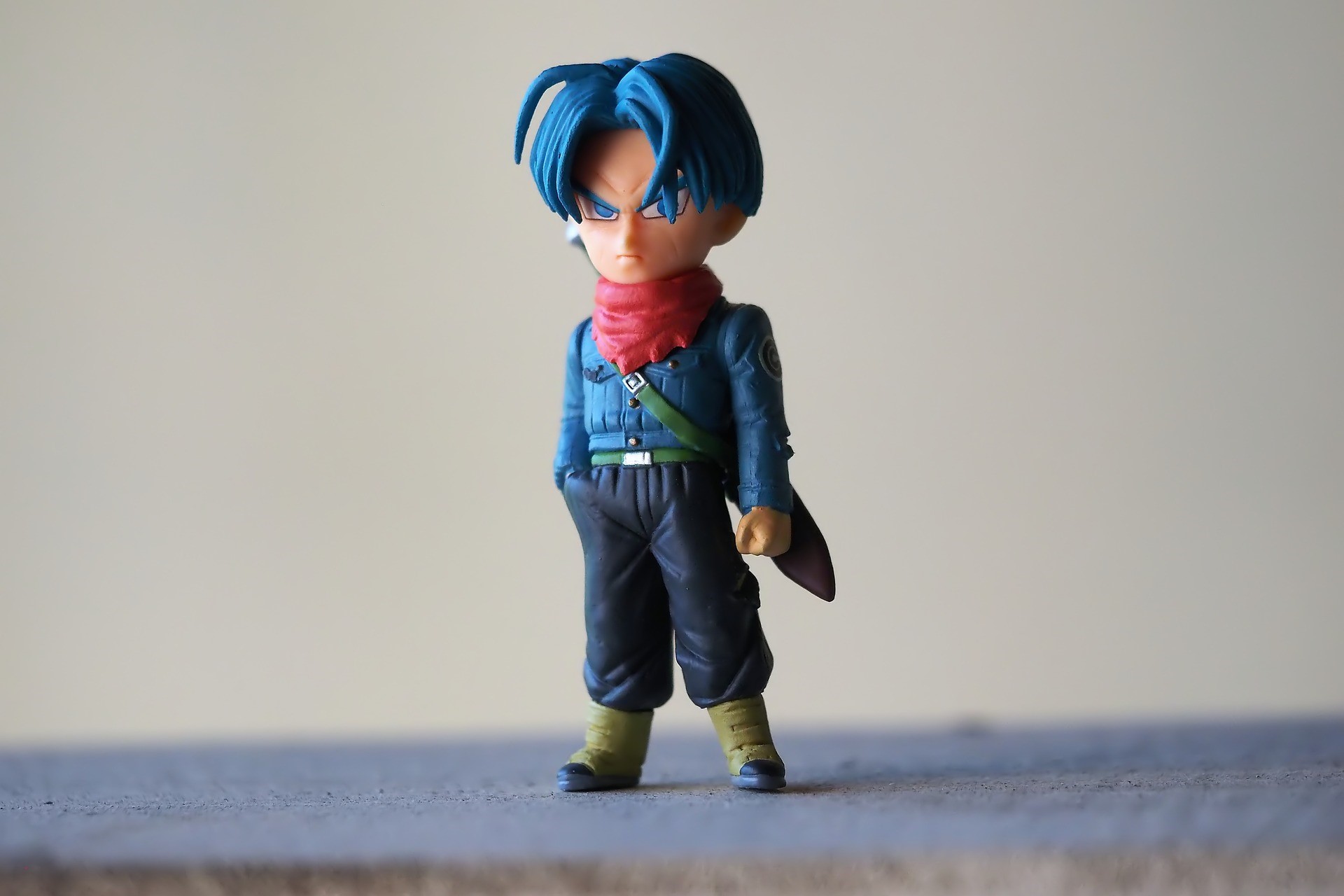 Trunks from Dragon Ball Z figurine HD Wallpaper