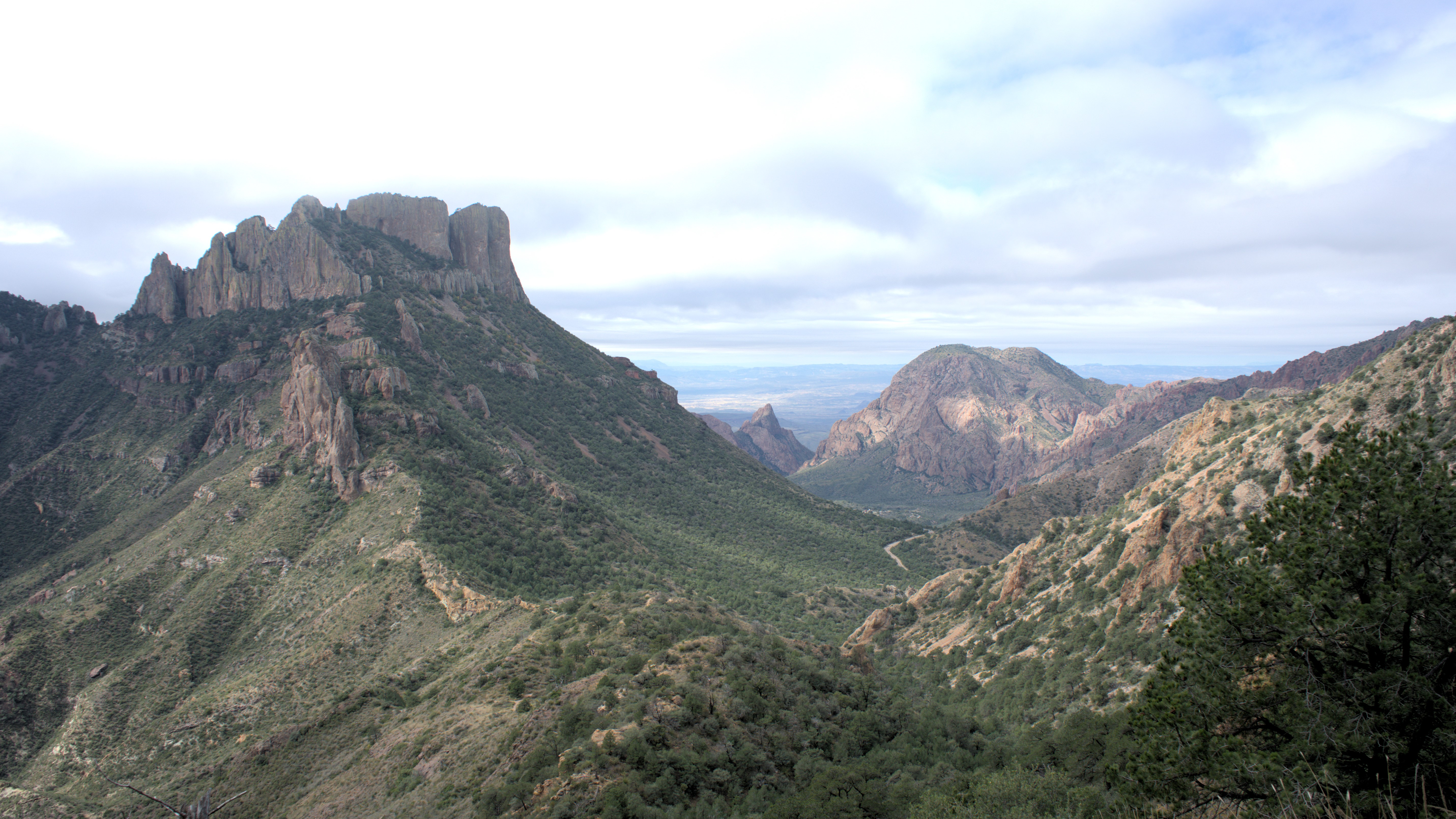 4K landscape of desert mountains HD Wallpaper