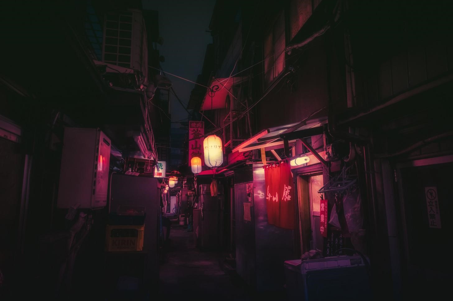 Dark alleyway with Japanese lanterns at night HD Wallpaper