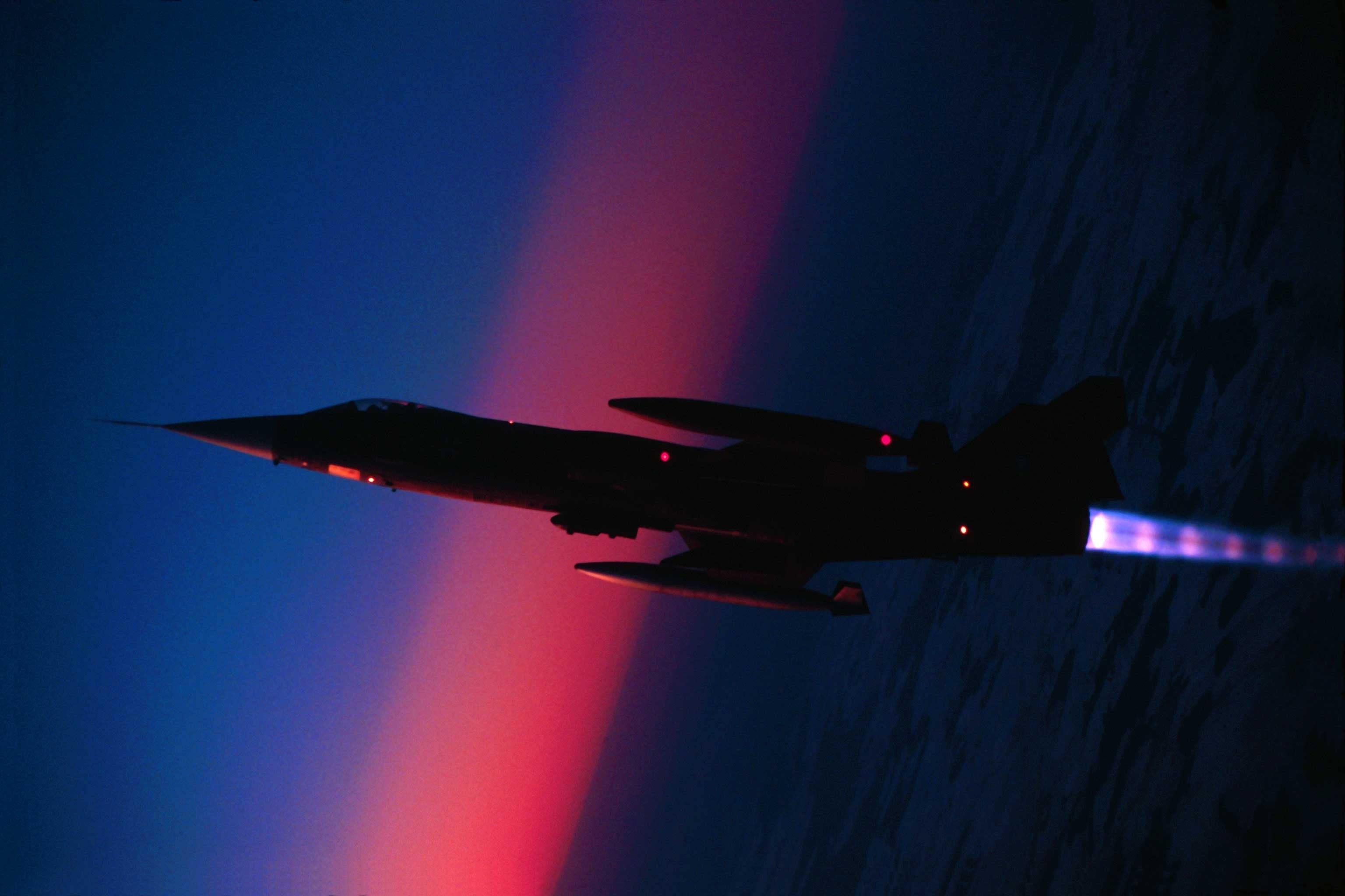 Lockheed F-104 Starfighter flying at sunrise HD Wallpaper