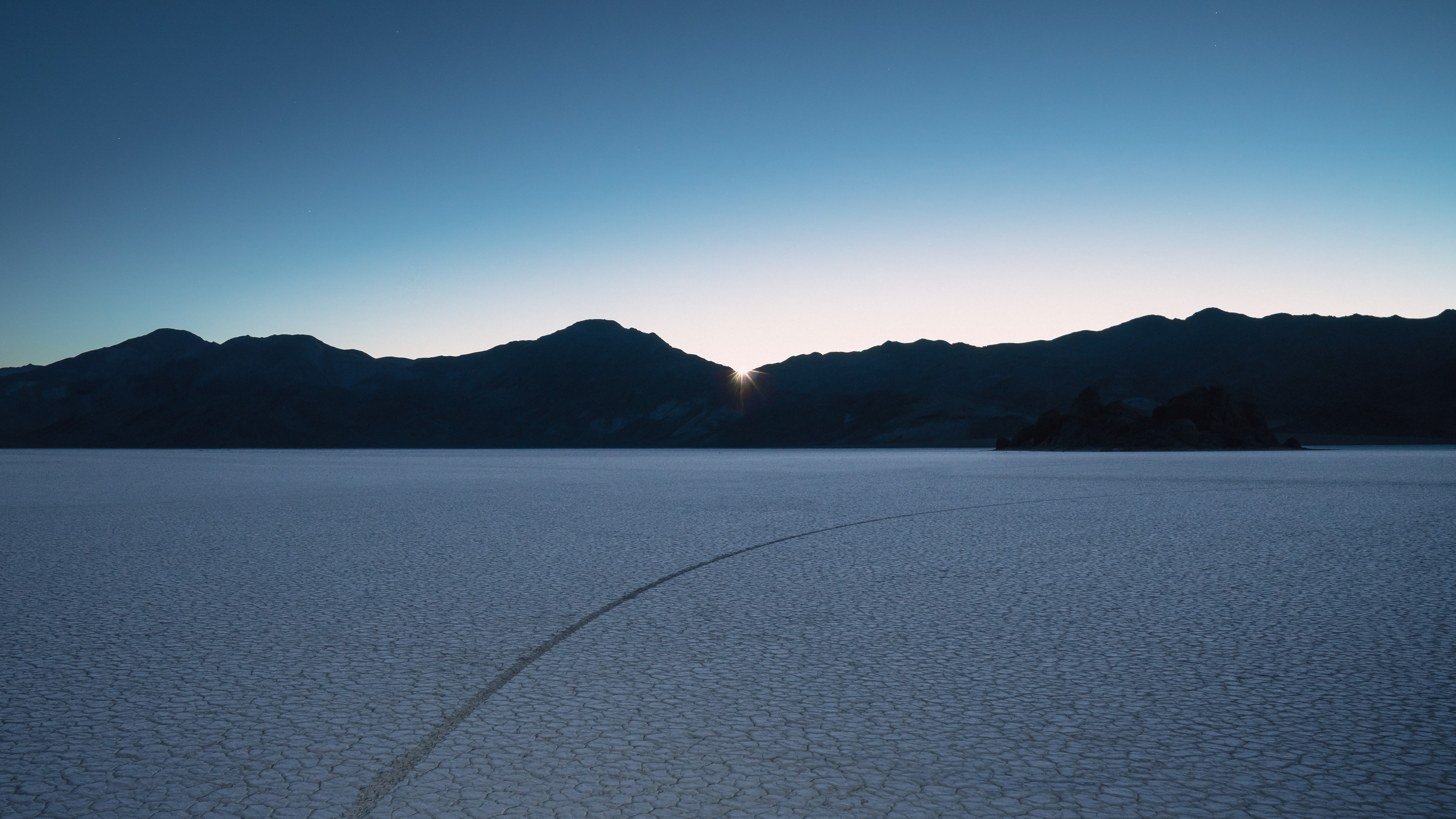 Sunrise over Death Valley Salt Flats HD Wallpaper