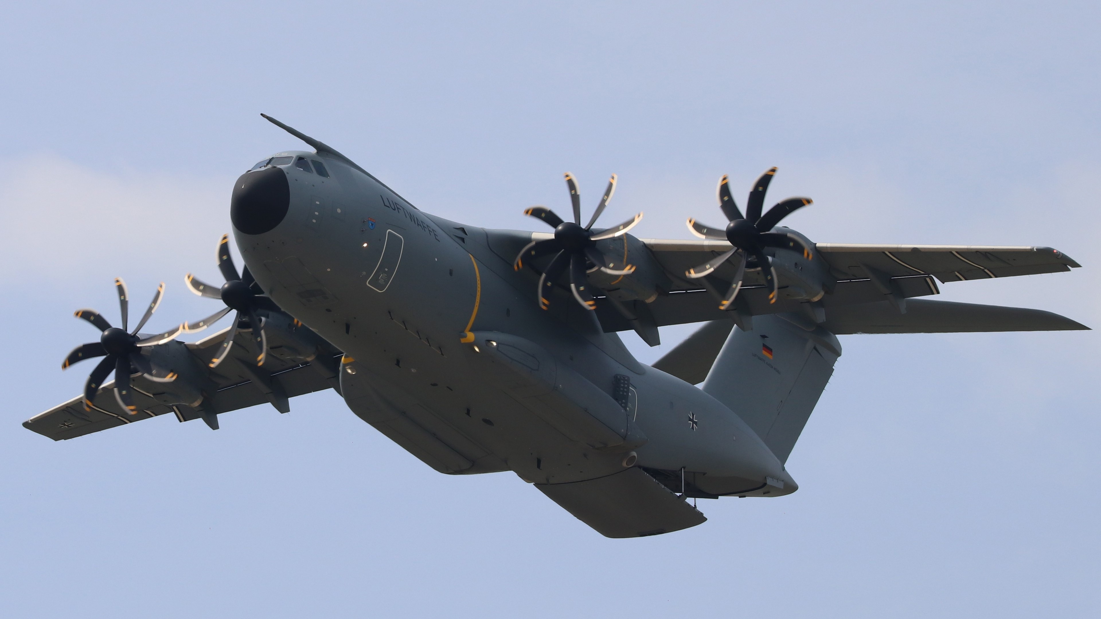 Airbus A400M Atlas military transport aircraft in flight HD Wallpaper