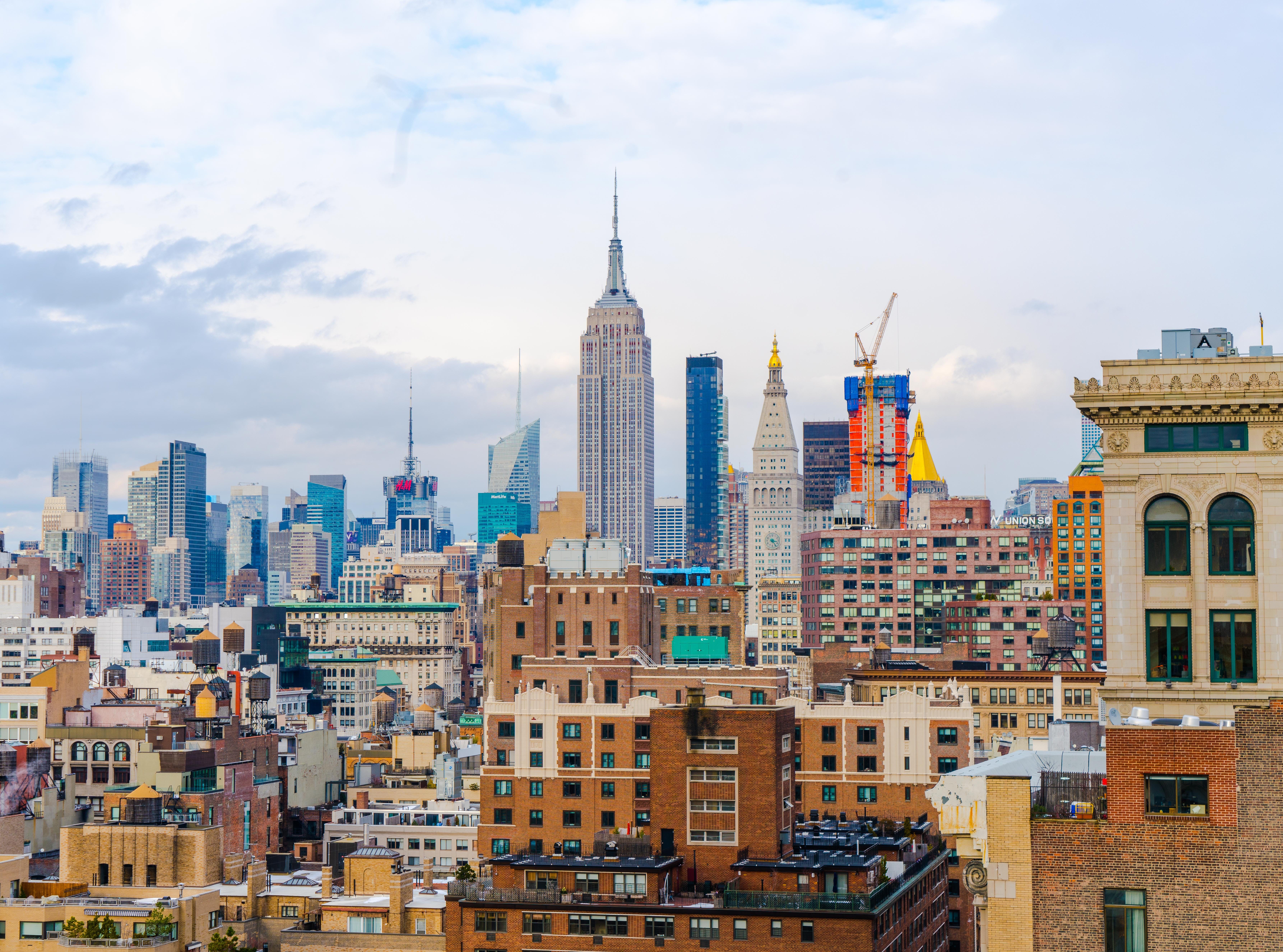 New York City cityscape with Empire State Building HD Wallpaper