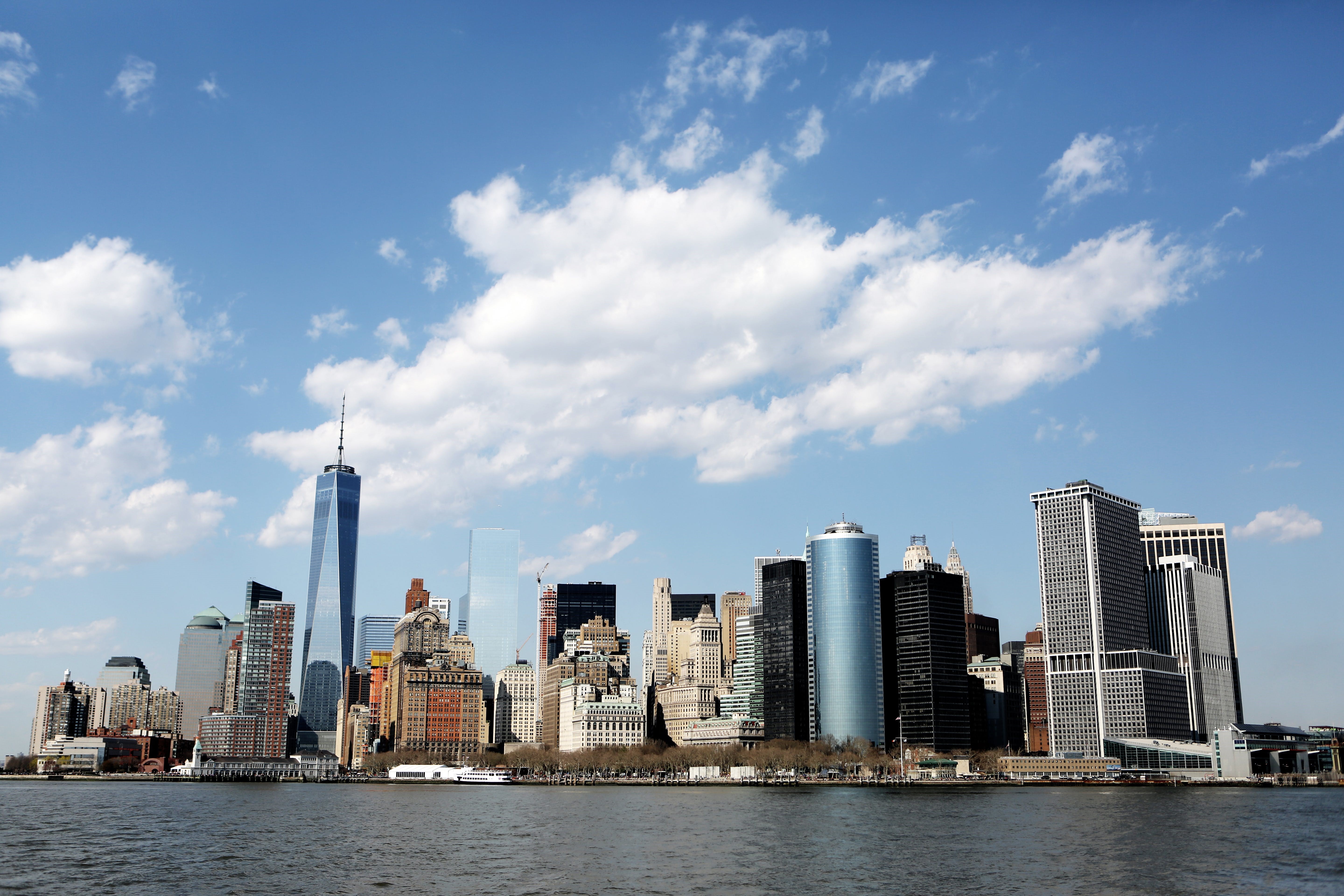 New York City Skyline with One World Trade Center HD Wallpaper