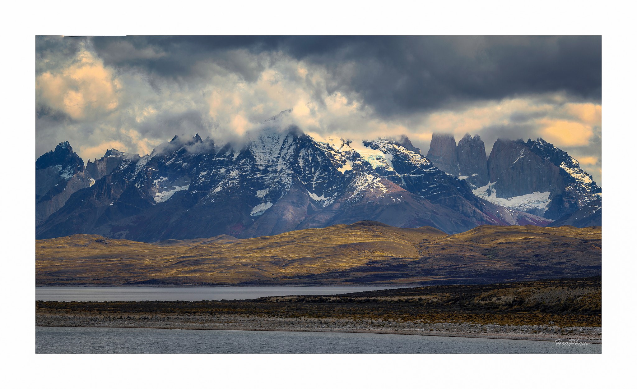 Torres del Paine National Park, Patagonia, Chile HD Wallpaper