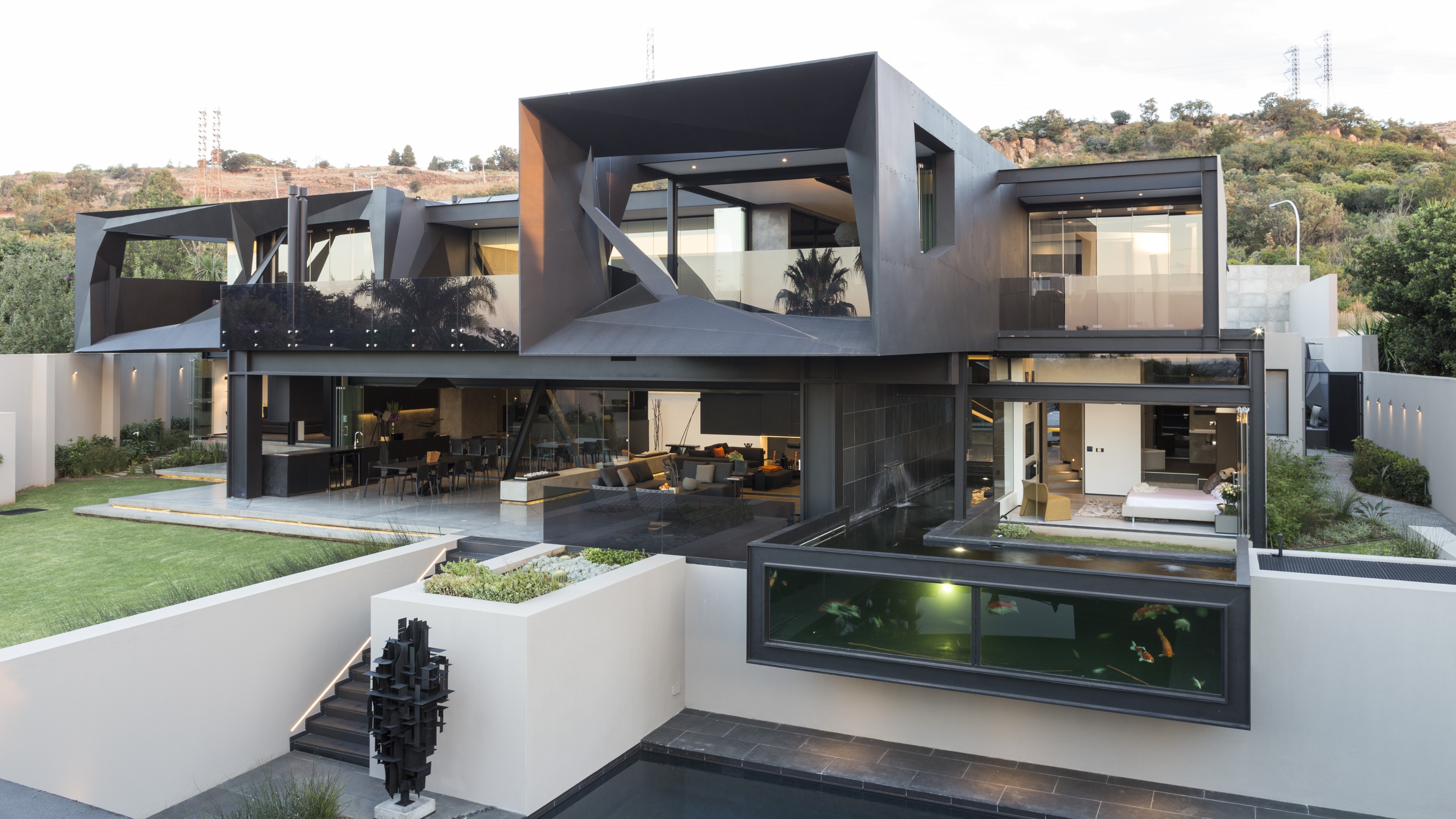Modern house with aquarium and koi fish in Johannesburg, South Africa HD Wallpaper