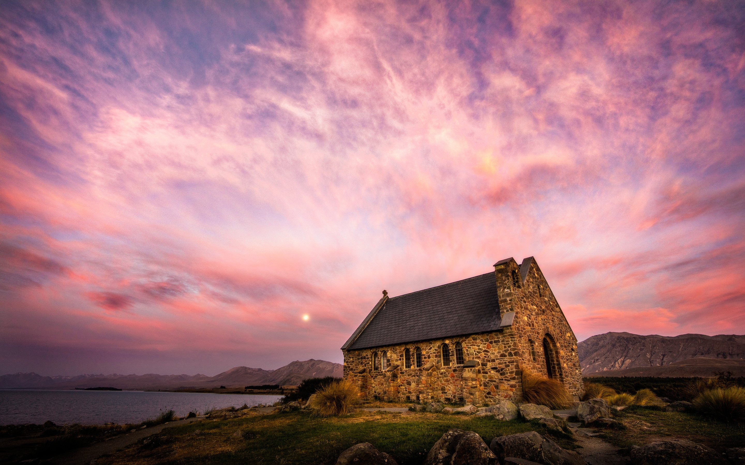 Church of the Good Shepherd at Lake Tekapo during sunset HD Wallpaper