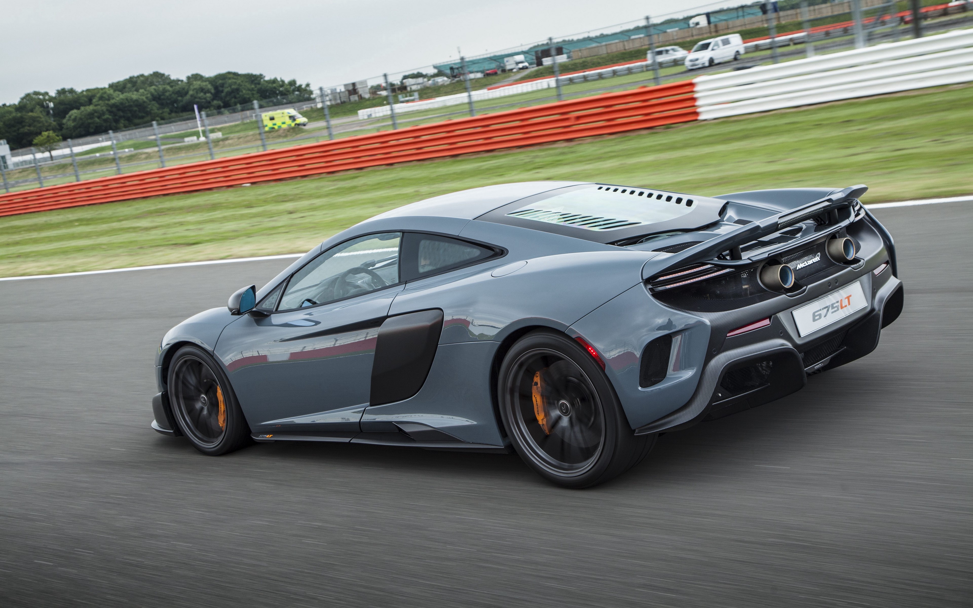4K Dutch Tilt McLaren 675LT on Race Track HD Wallpaper